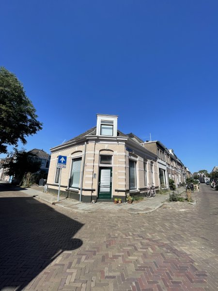 van Ittersumstraat 110